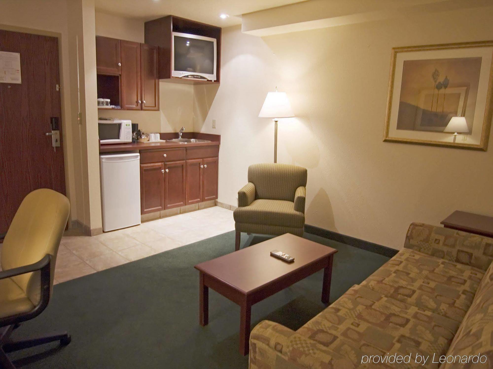 Grande Cache Inn & Suites Cameră foto